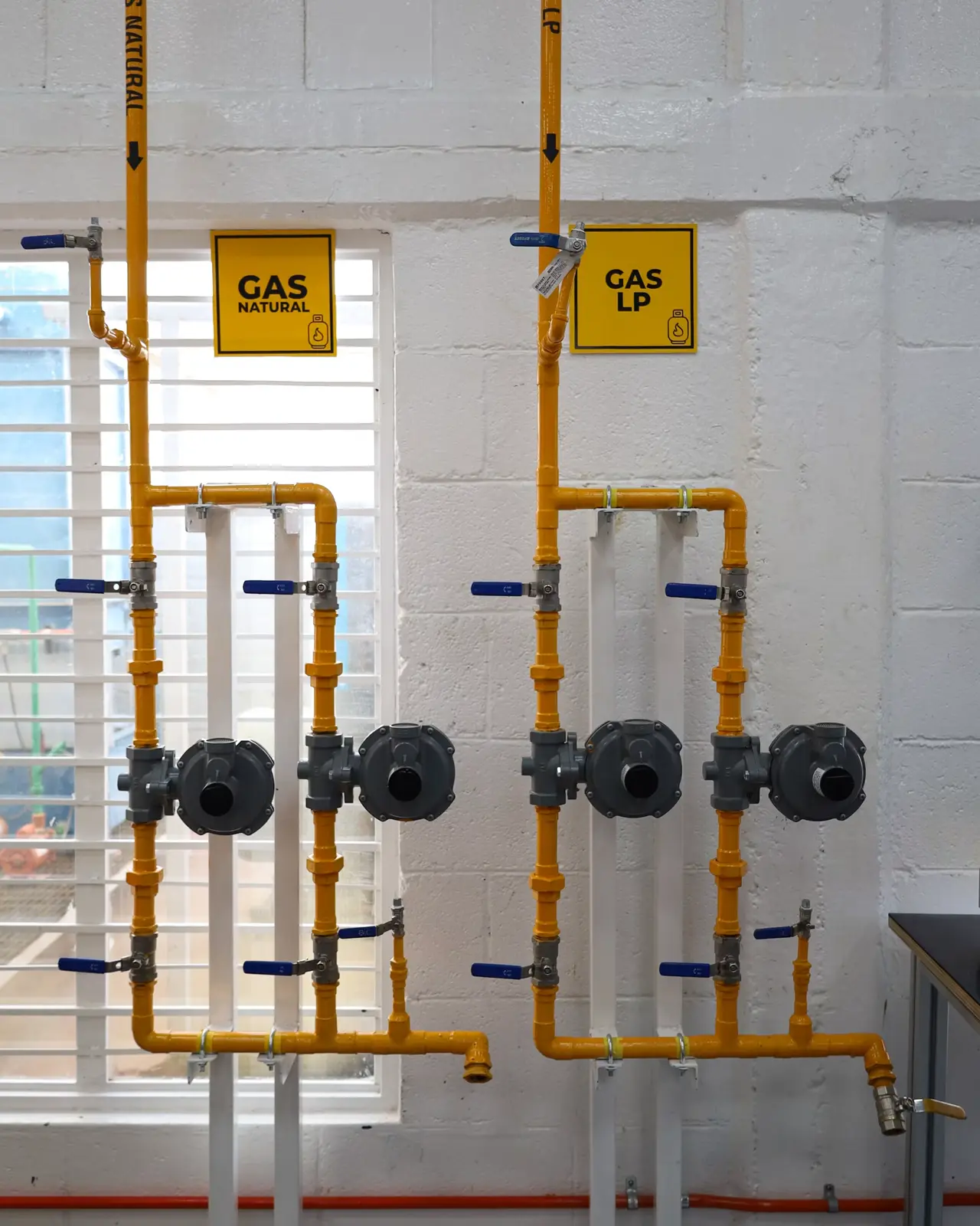 industrial gas pipes